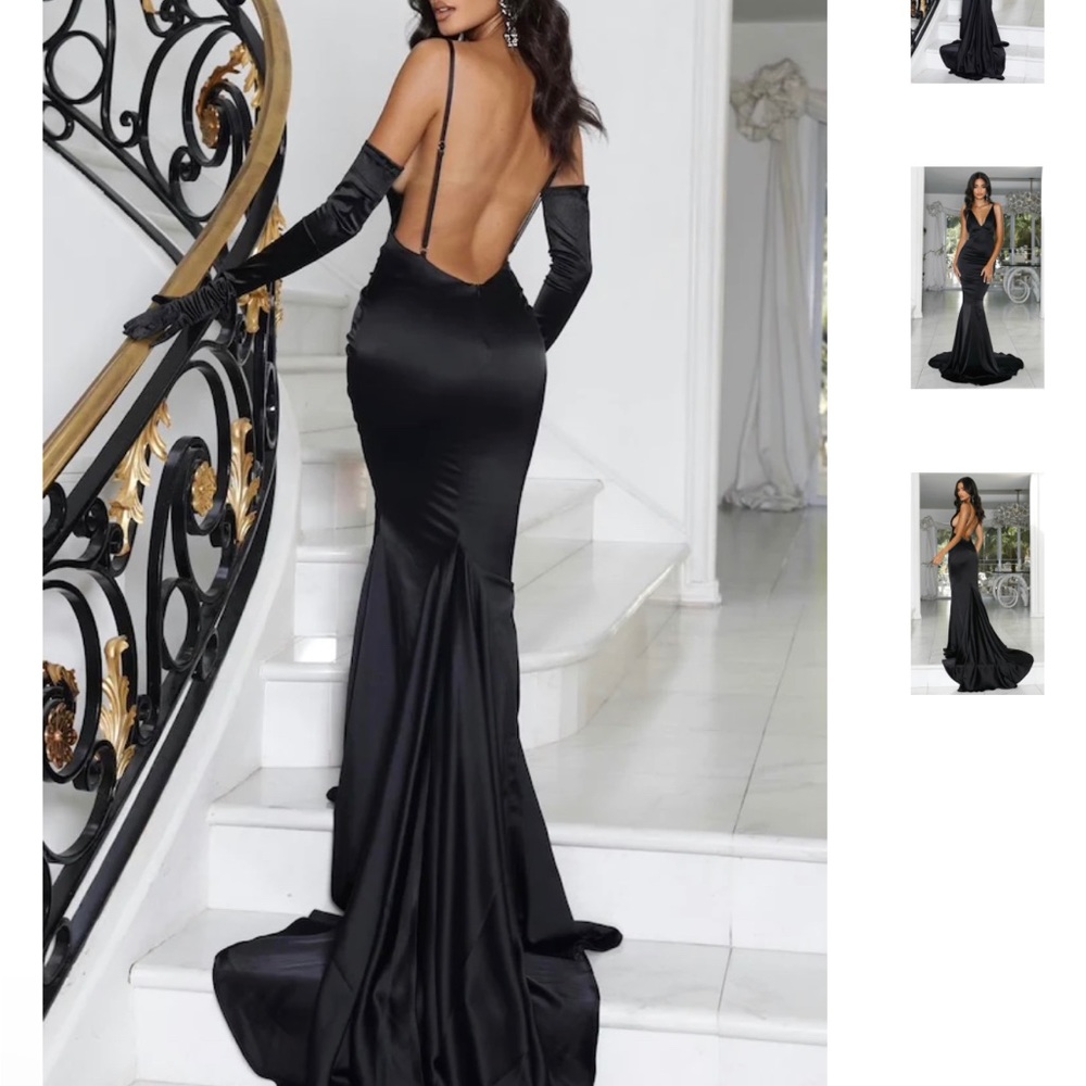 MODA GLAM BOUTIQUE
Lana Deep-V Backless Mermaid Satin Evening Gown-Black